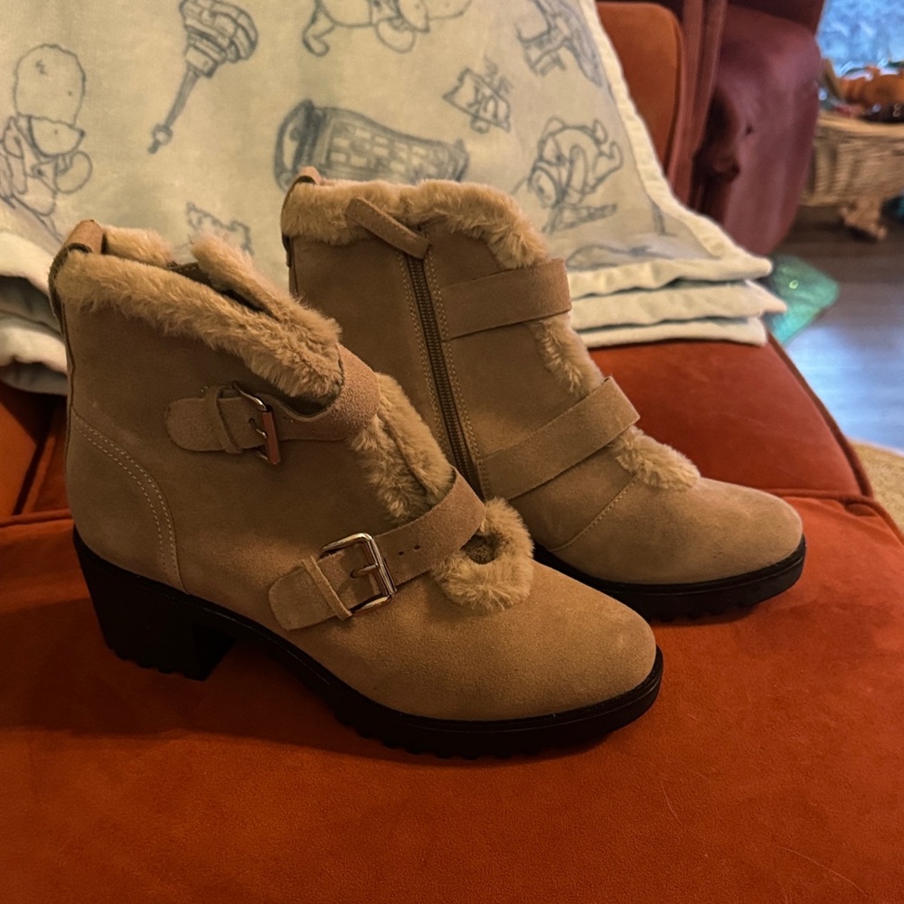 Stitch Fix Women's Tan Ankle Boots with Faux Fur Trim